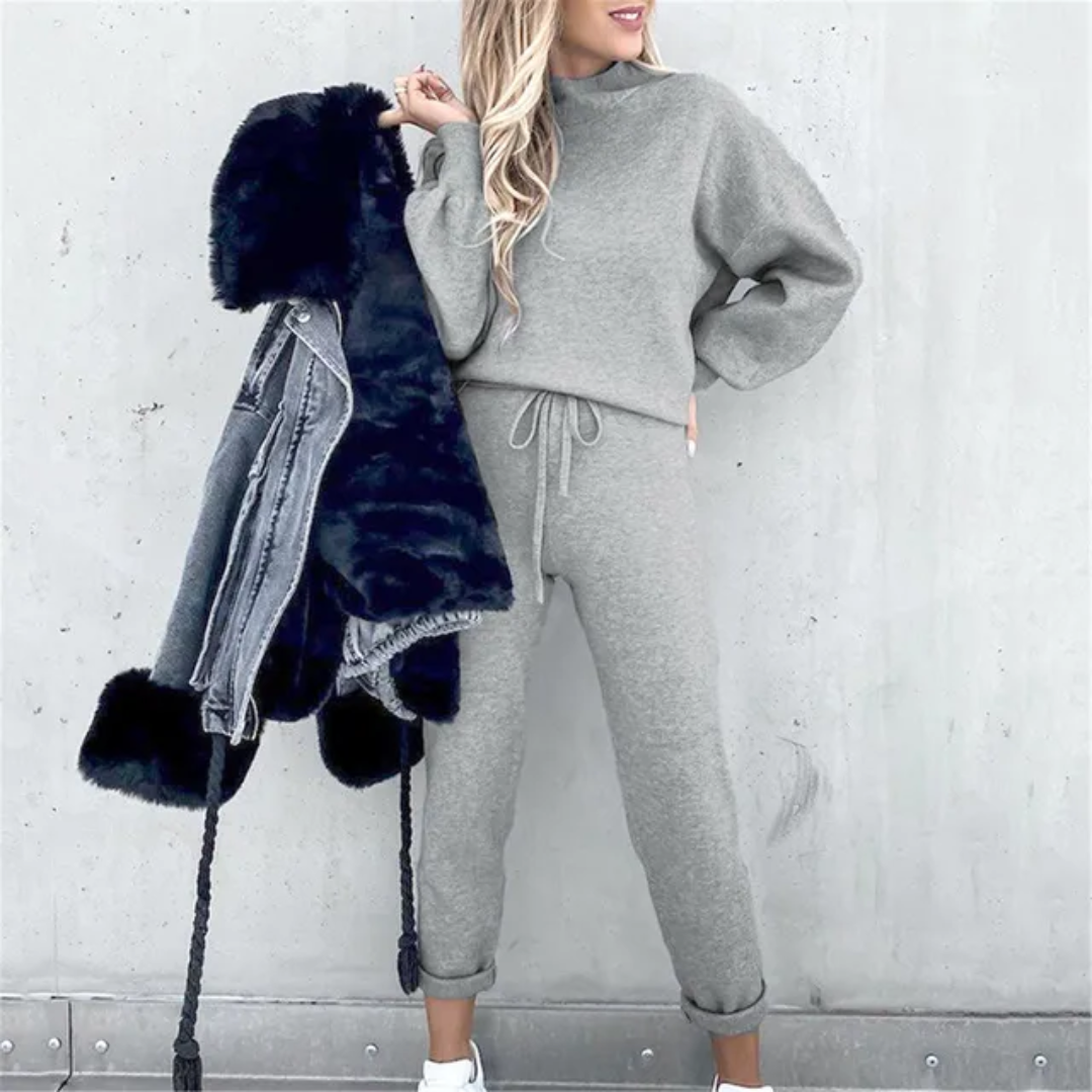 Natalia® | Comfortable and trendy women's tracksuit