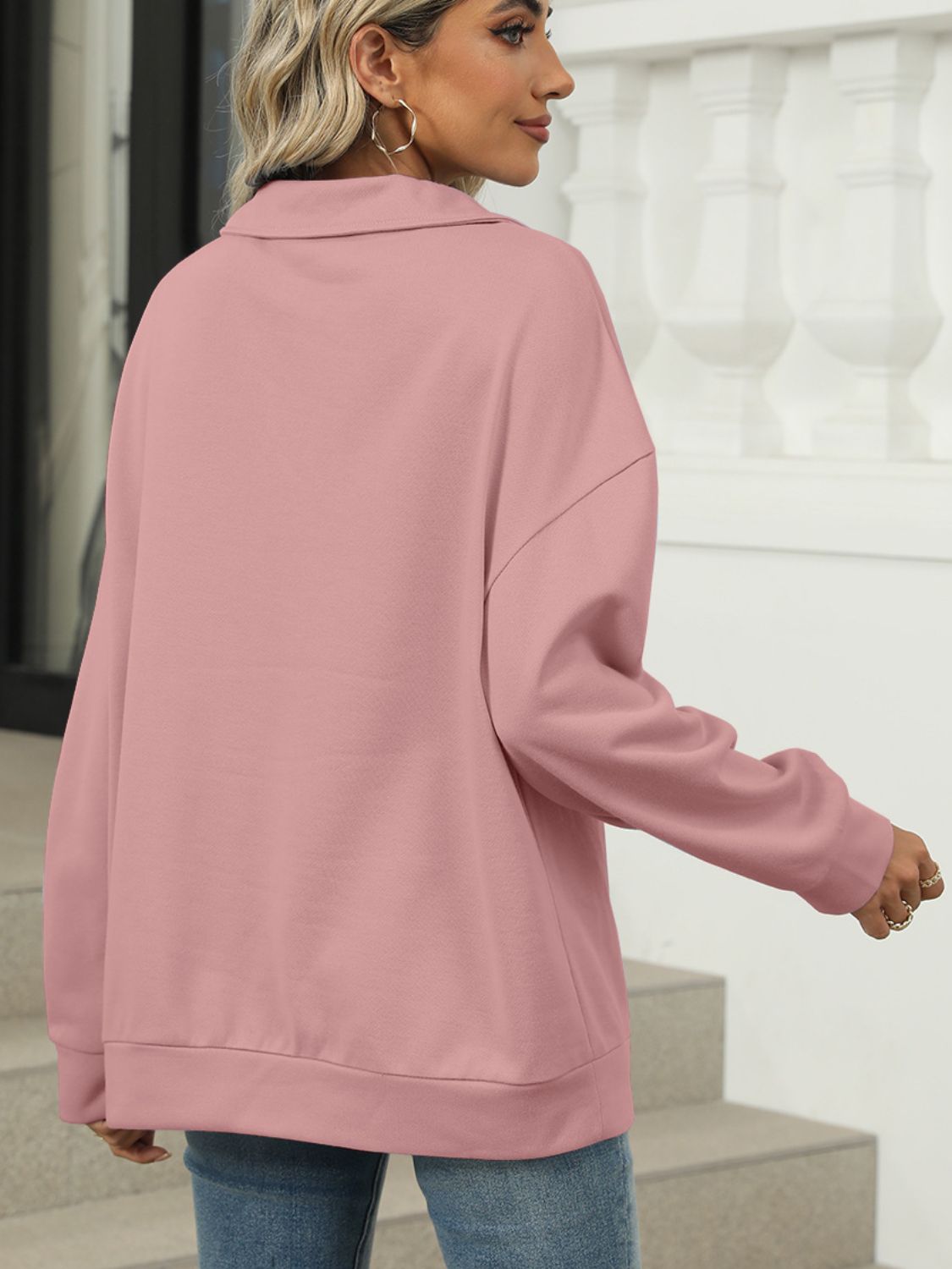 Larissa | Long sleeve sweatshirt with Johnny collar