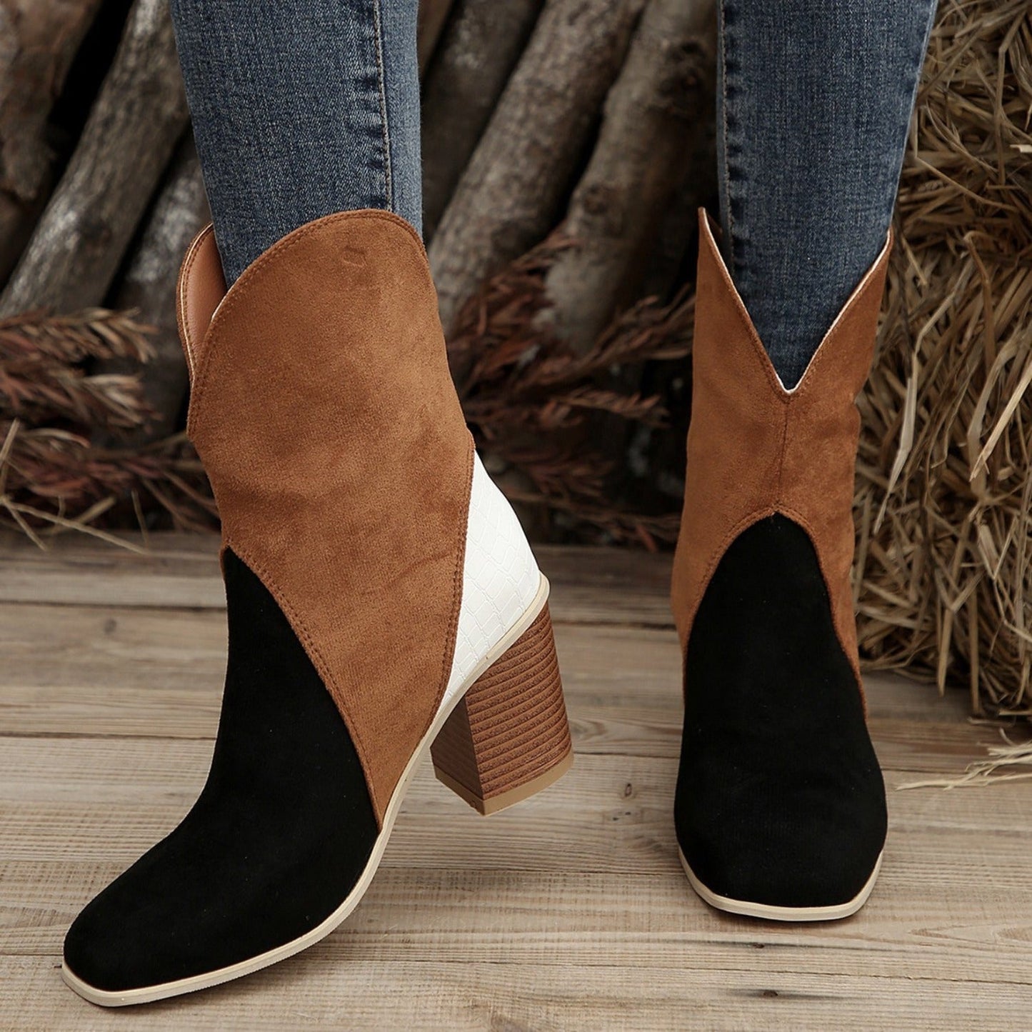 Jenny | Durable orthopedic boots