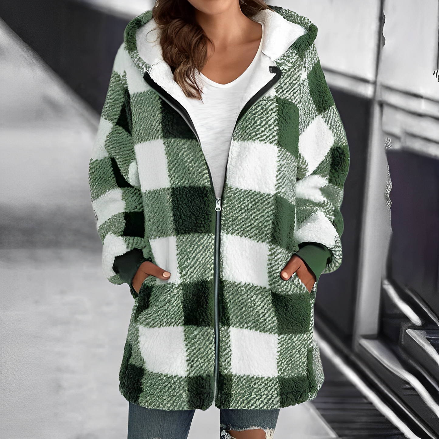 Azucena | hooded