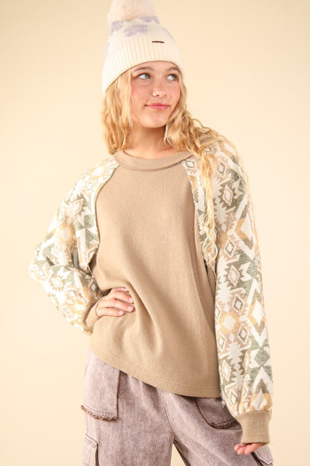 Clara | Printed long-sleeved knitted top with a crew neck