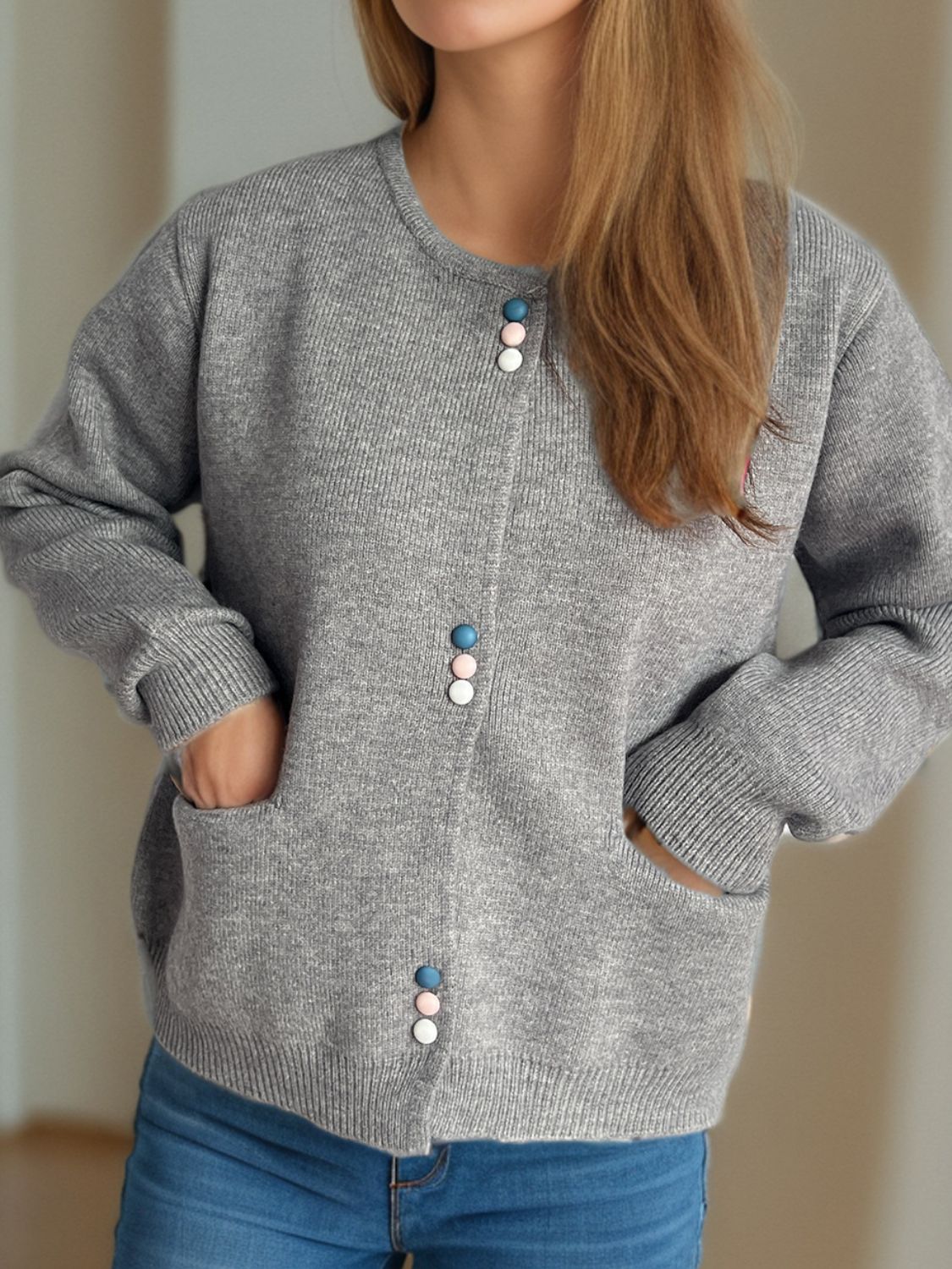 Eulalia | Long sleeve cardigan with buttons and pockets