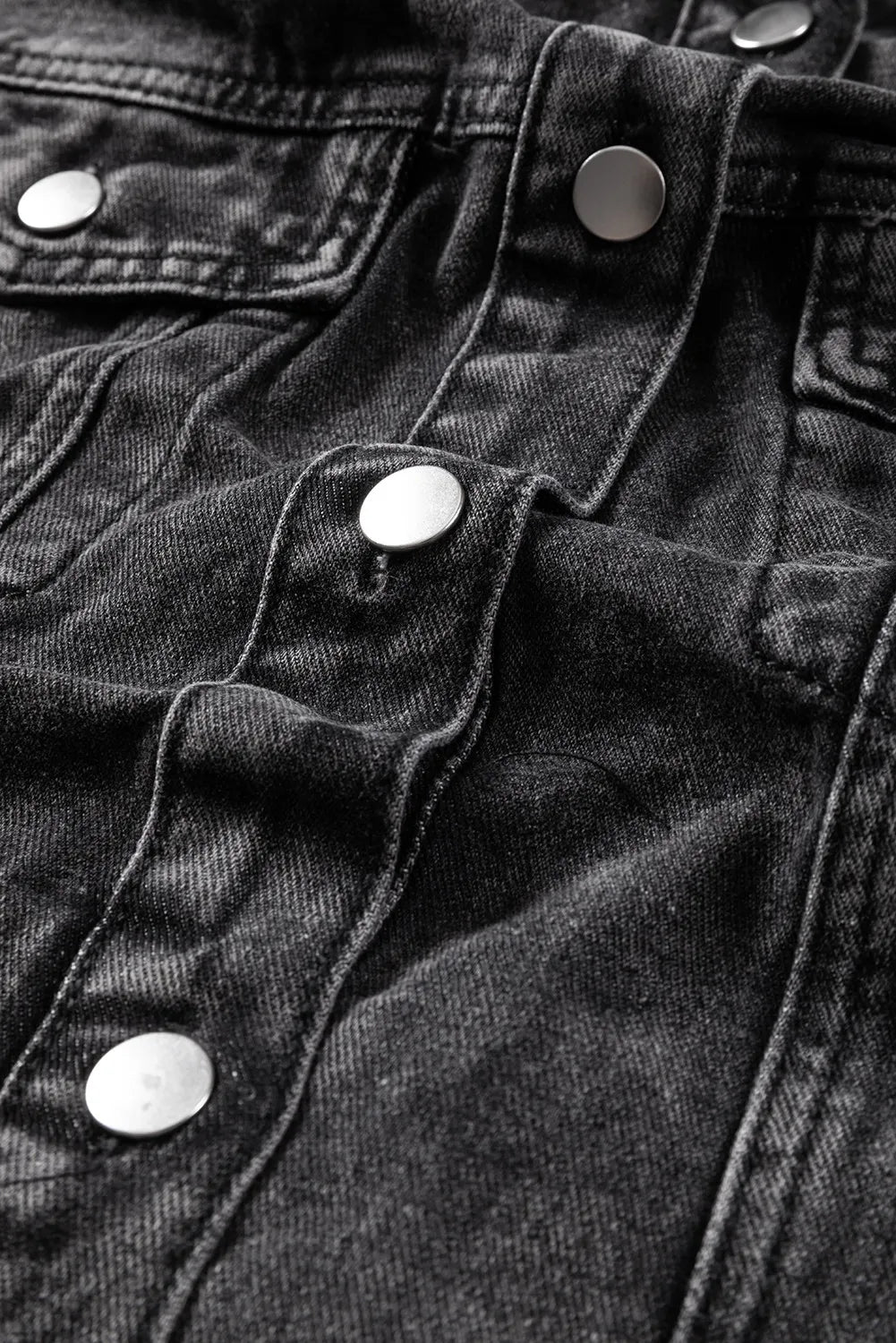 Rocio | Long sleeve denim jacket with hood and drawstring in a distressed look