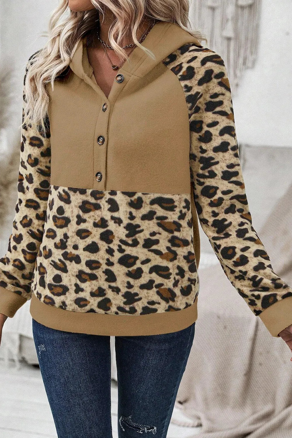 Silvia | Long sleeve leopard print half button hoodie