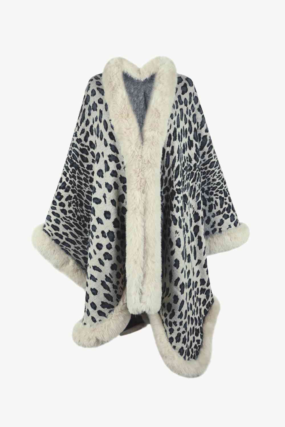 Carmen| Effortless and chic winter garment