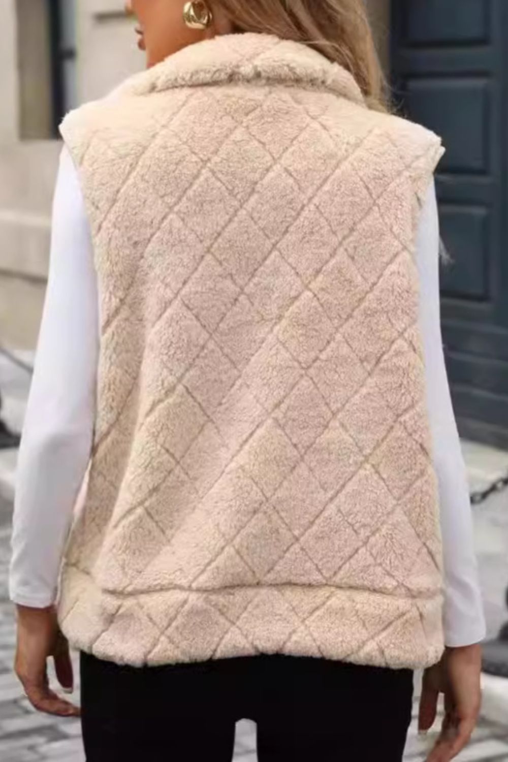 Katherine | Vest with a fluffy checked structure and zipper