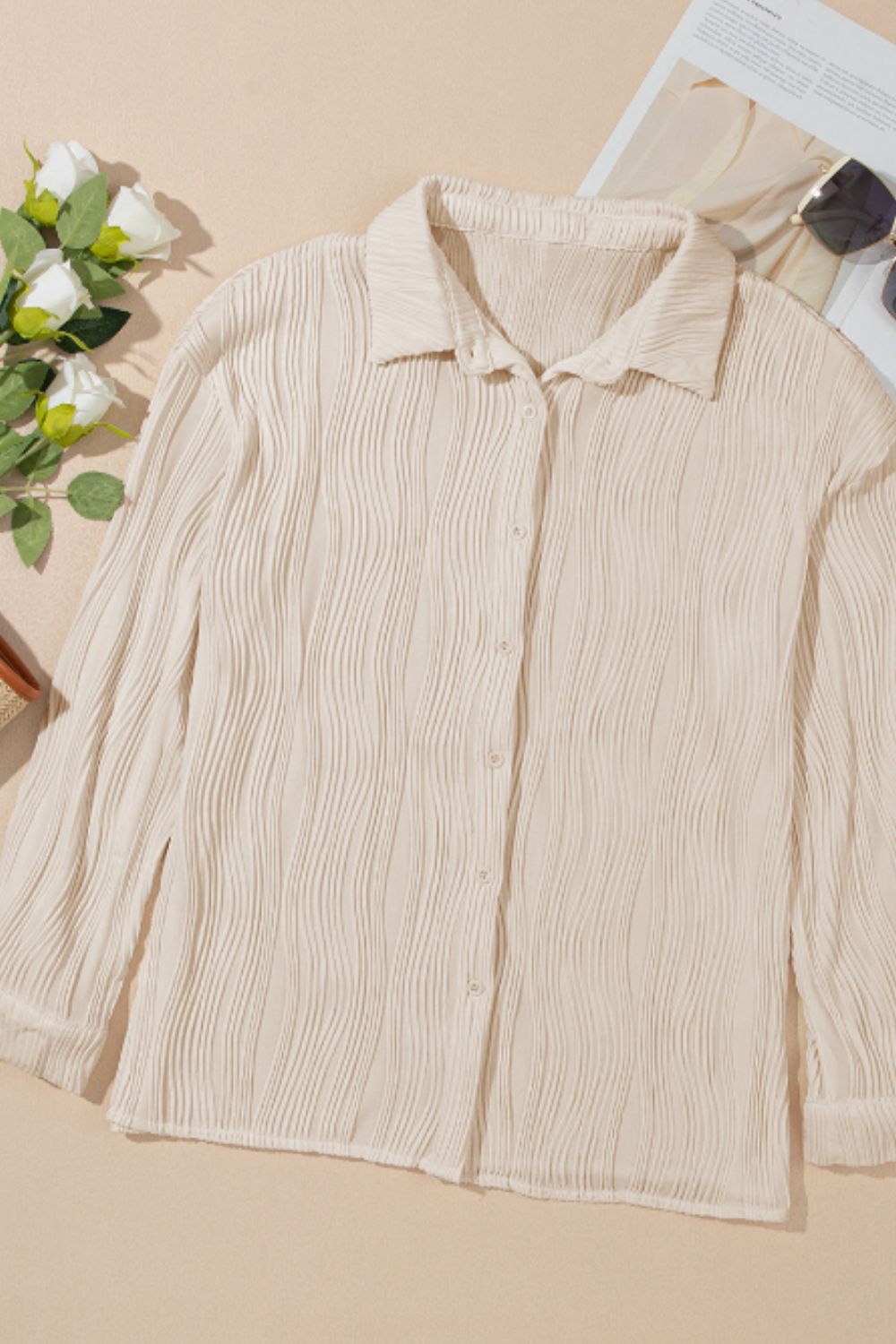 Xenia | Long sleeve button down shirt with a structured collar and collar