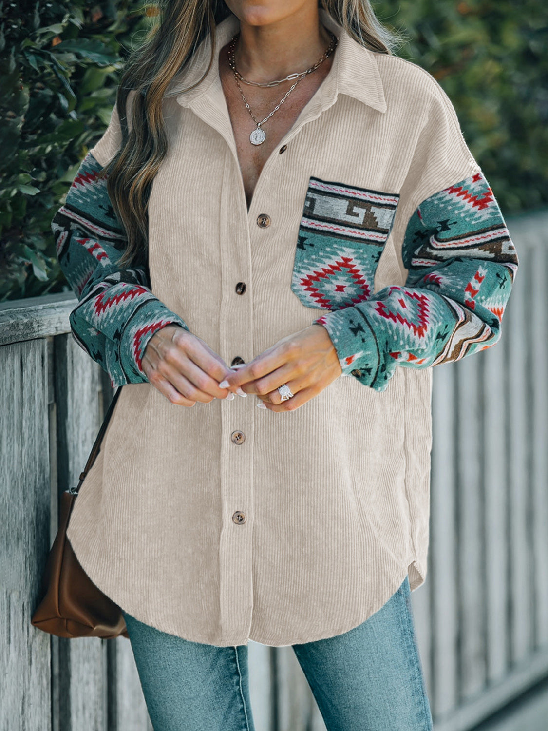 Lucie | Perfee neck jacket with geometric collar and pockets
