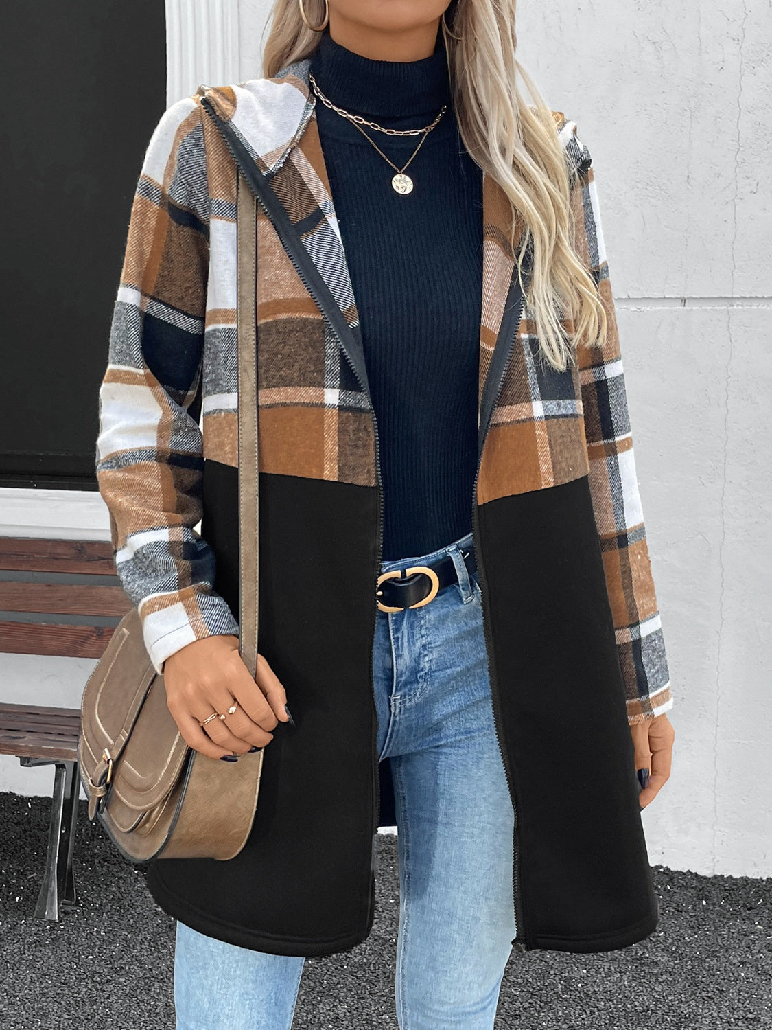 Hana | Checked long sleeve hooded outerwear with zip fastening