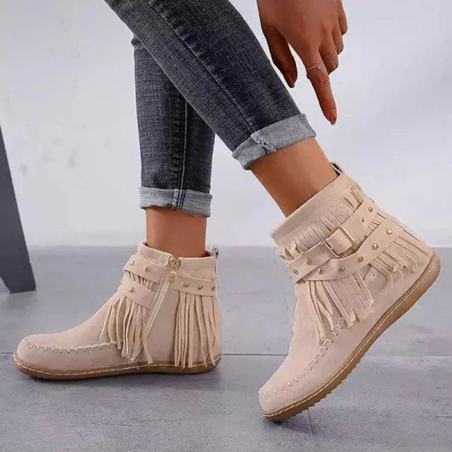 Olga | Vintage warm boots with French