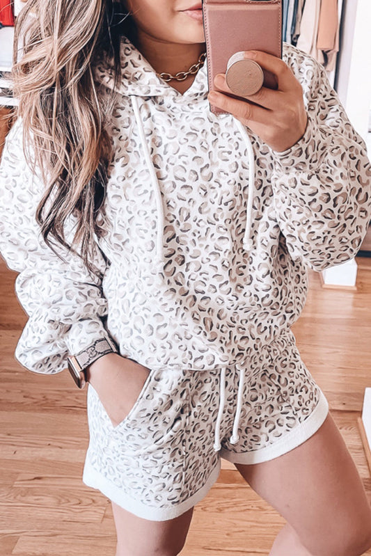 Lina| Elegant and casual winter shorts