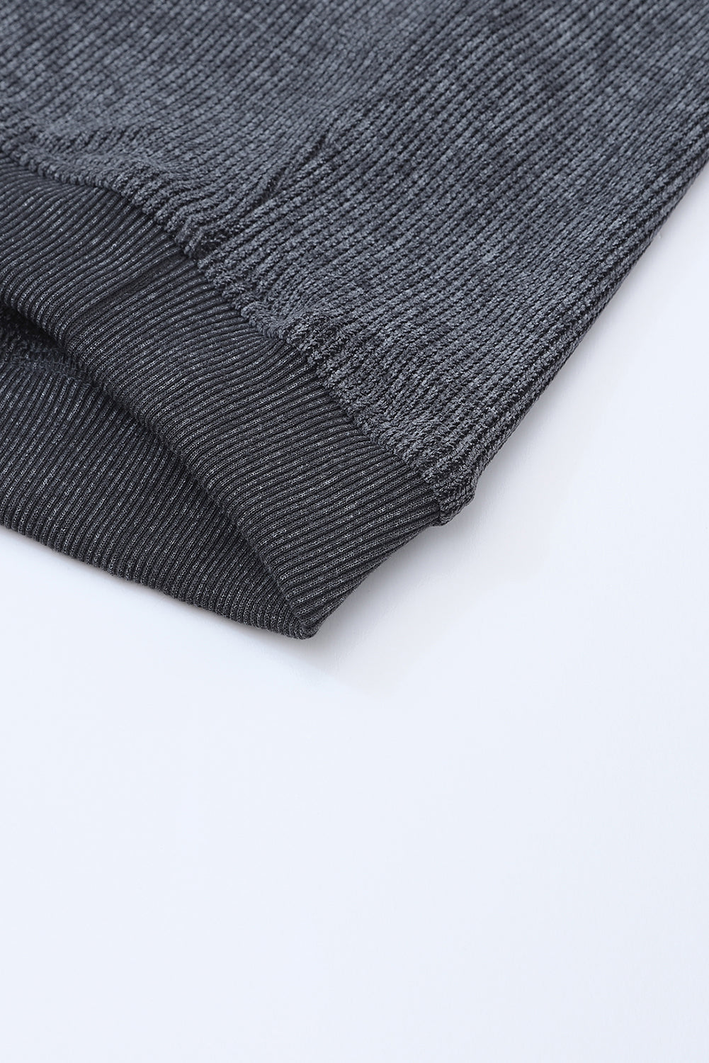 Flor | Stylish and elegant winter sweater