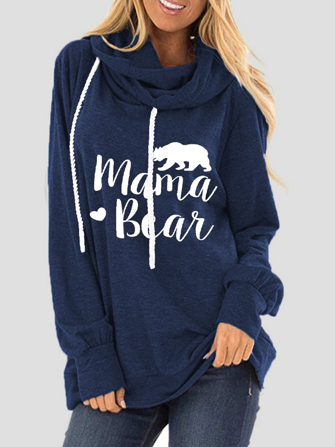 Giovanna | Long sleeve drawstring hoodie with letter graphic