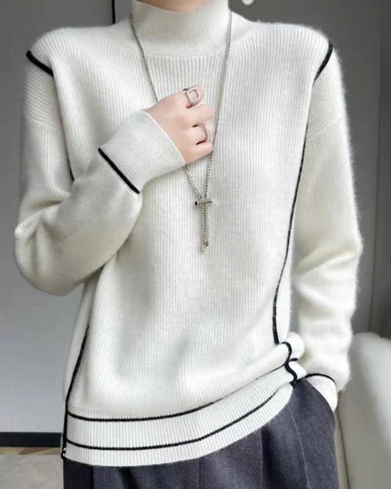 Tania | Elegant and simple turtleneck sweater
