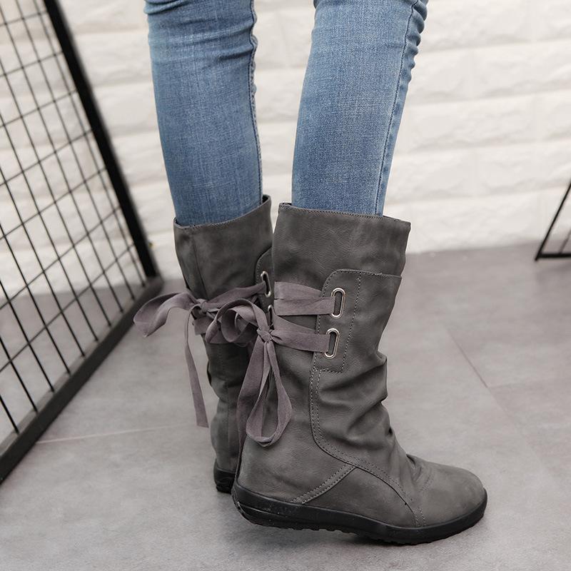 Odalis | Custom-made, supportive orthopedic boots