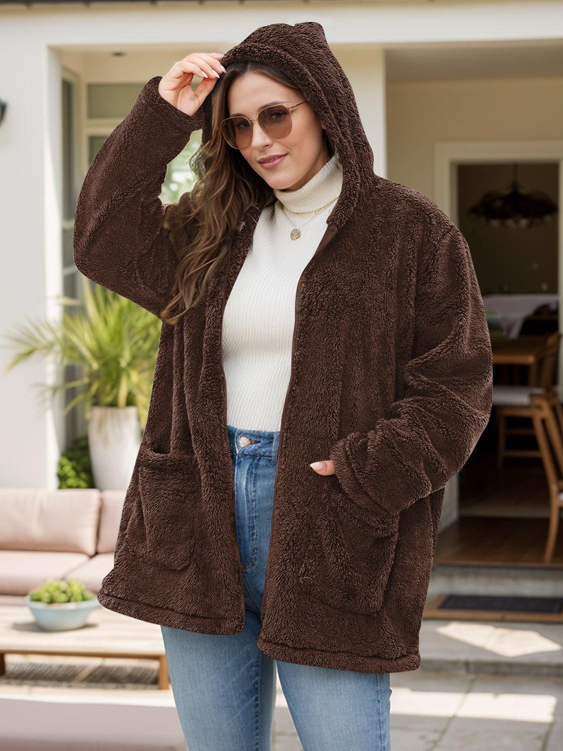 Felicidad | Oversized long sleeve hooded outerwear with zip fastening
