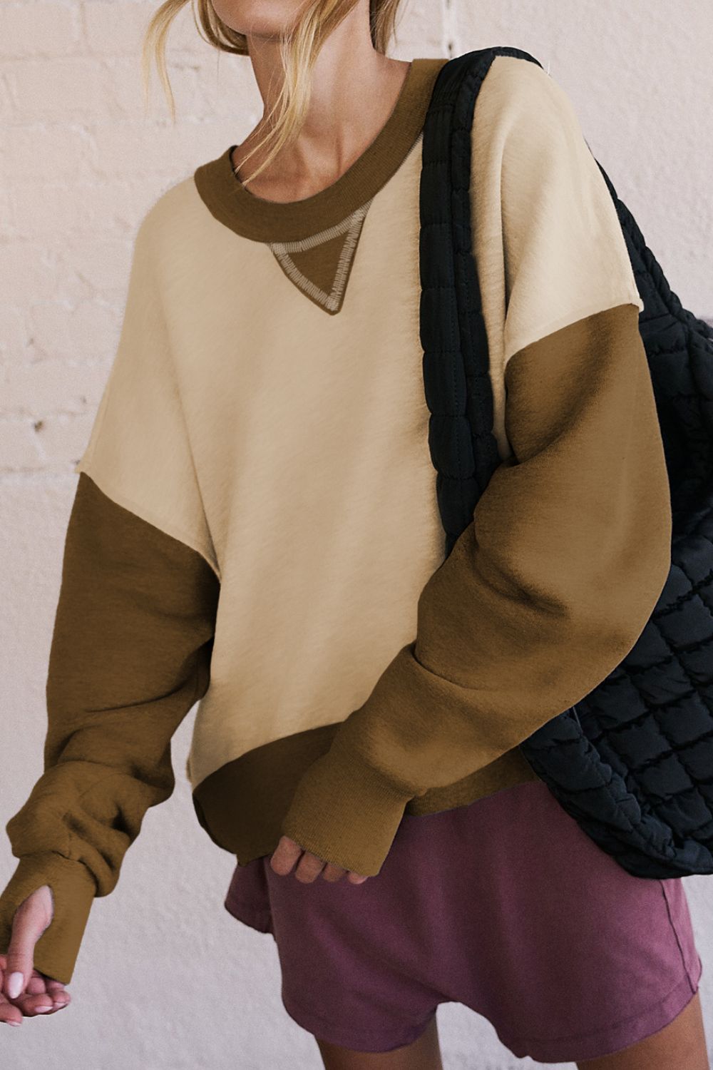Vera | Color block sweatshirt with a crew neck and long sleeves