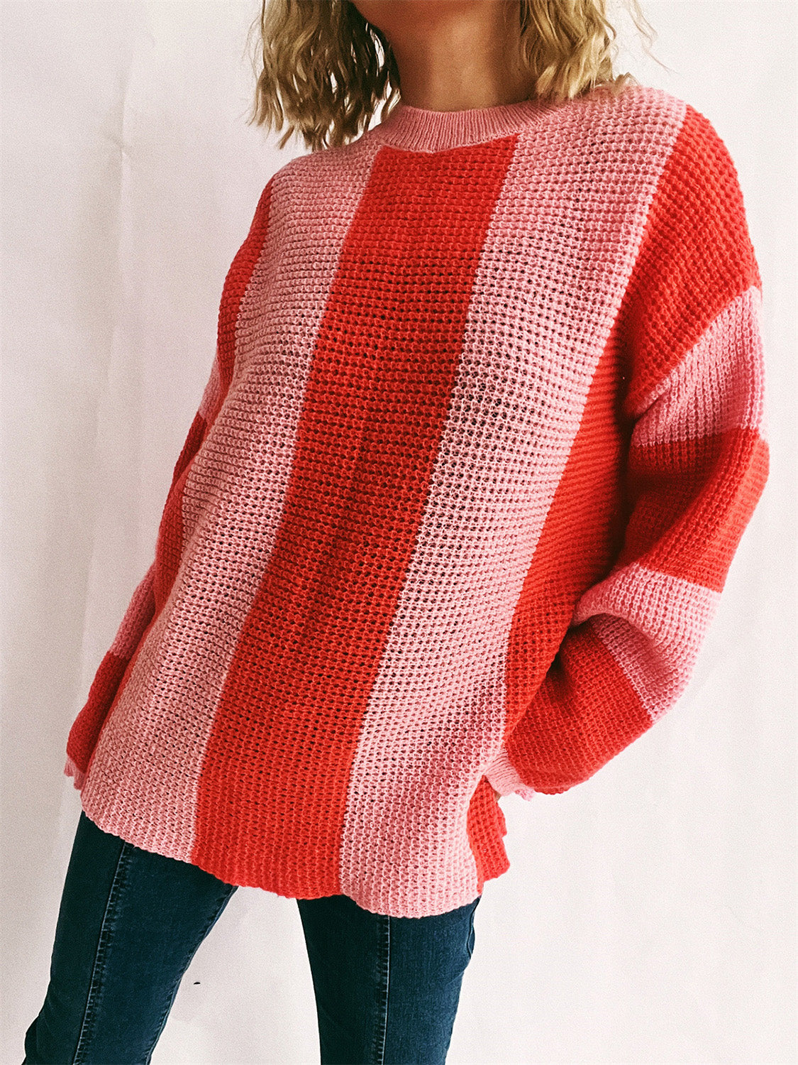 Ida | Color block sweater with a crew neck and long sleeves