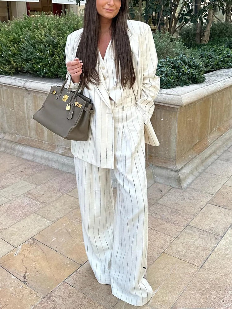 Silvia | Striped blazer and pants set