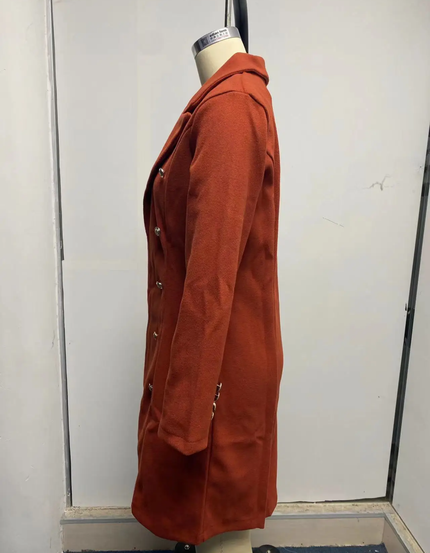 Hilda | Elegant and casual winter garment