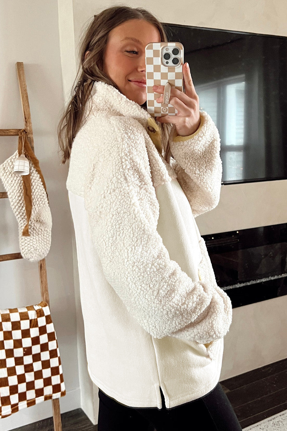 Camila | Fashionable and minimalist winter garment