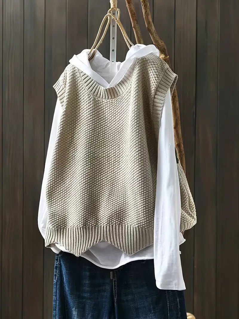 Fabiola® | Simple and stylish winter sweater