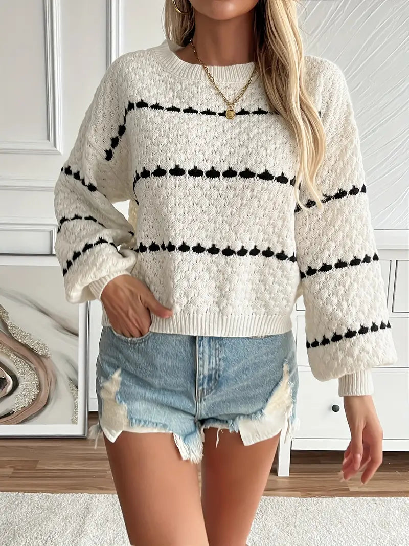 Greta | Elegant knitted sweater with a crew neck
