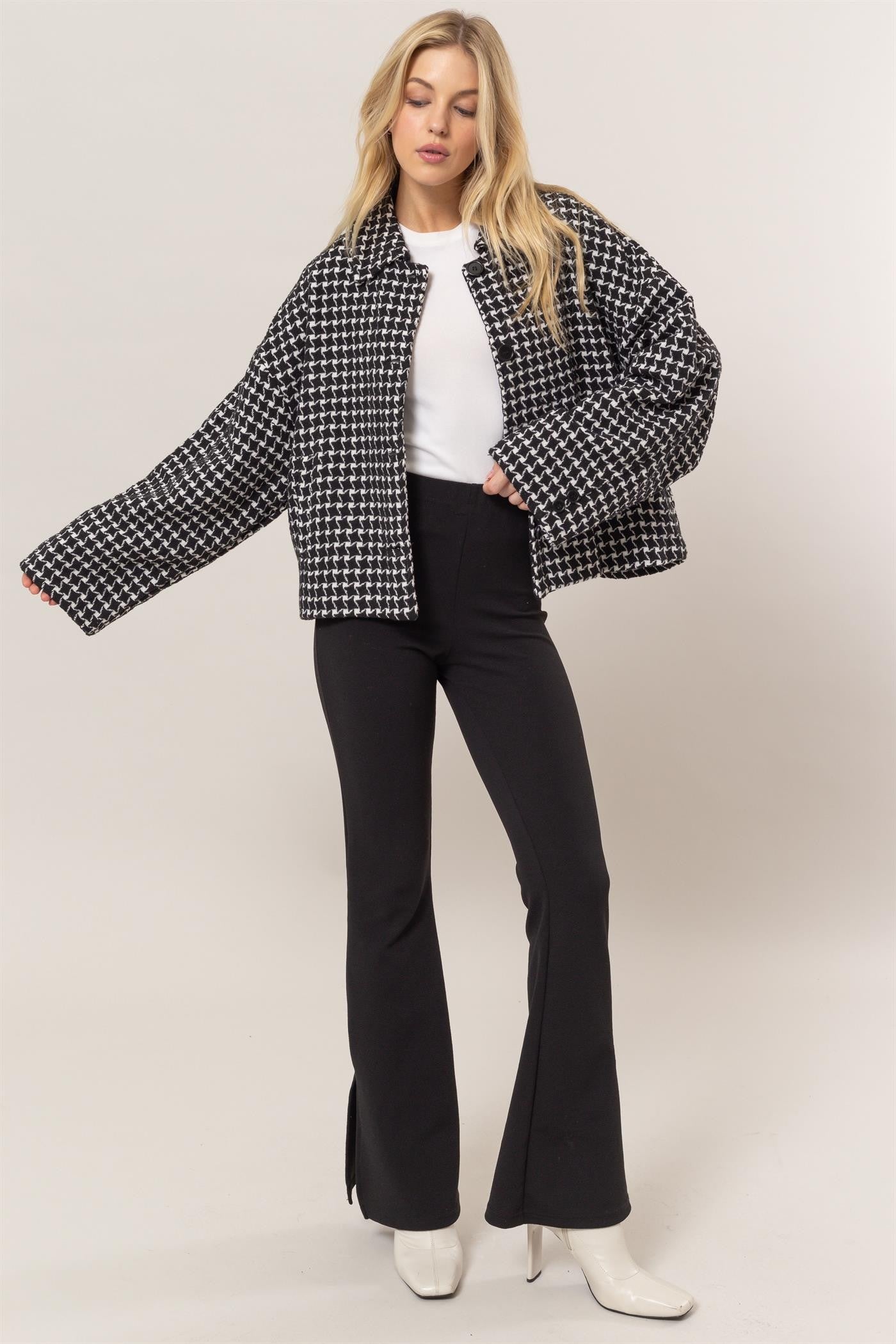 Irene | Check tweed jacket with button placket and collar