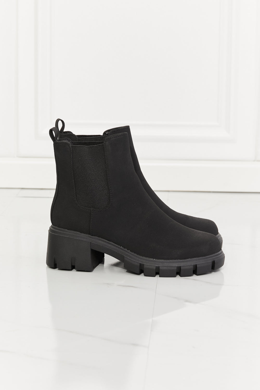 Esther | Fashionable and supportive orthopedic boots