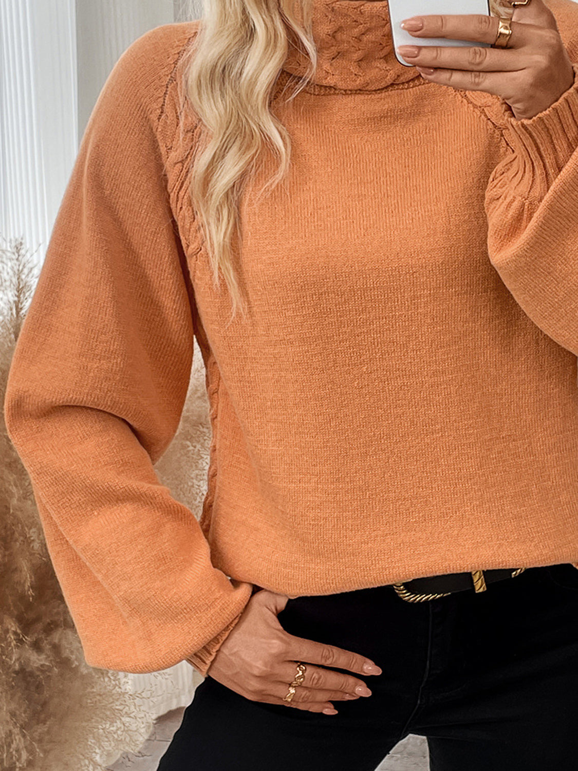 Silvia | Cable knit turtleneck sweater with long sleeves