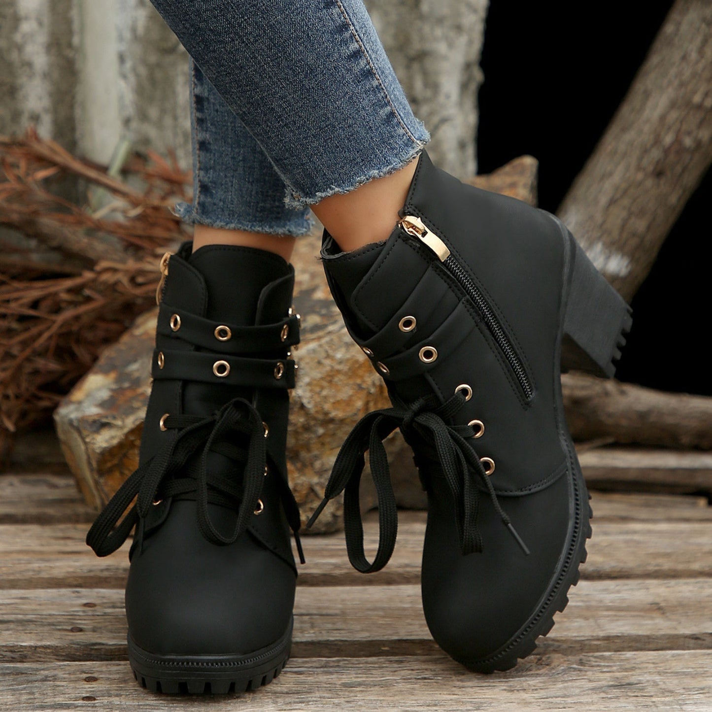 Karina | Durable orthopedic boots