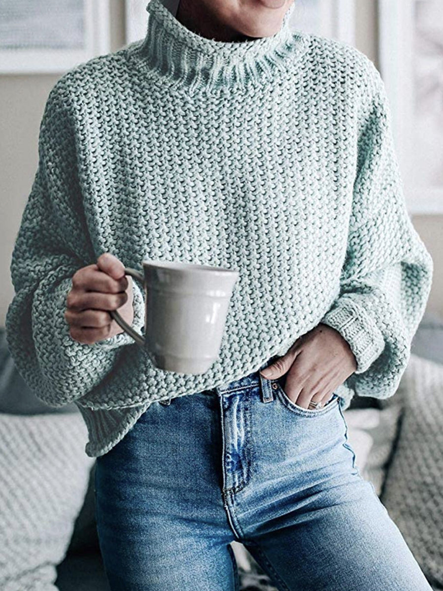 Agnes | Pullover with a turtleneck and dropped shoulders