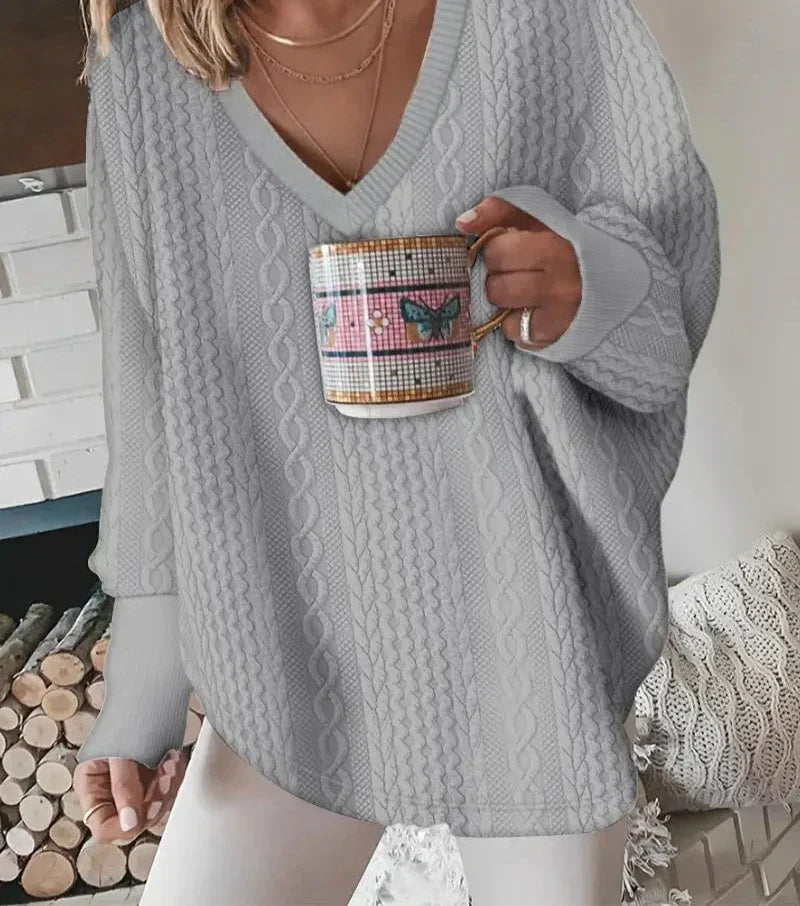 Carina | Versatile sweater with a button-down collar