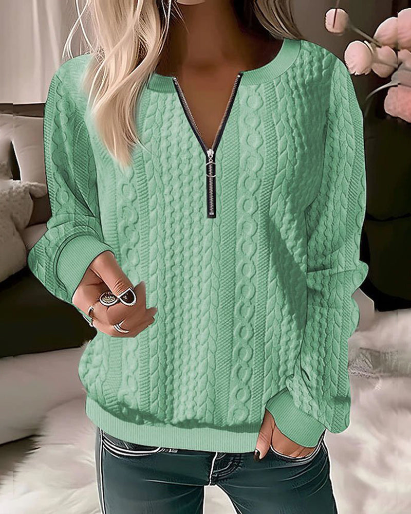 Amelia | Casual and effortless winter garment