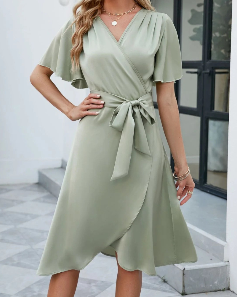 Felicity® | Elegant Short-Sleeved Flared Dress With A V-Neckline And A Self-Tie Belt