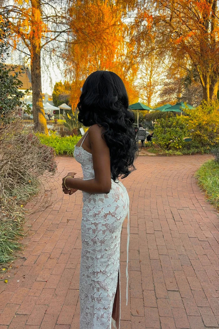 Raegan | Elegant Lace Maxi Dress for Confident Women