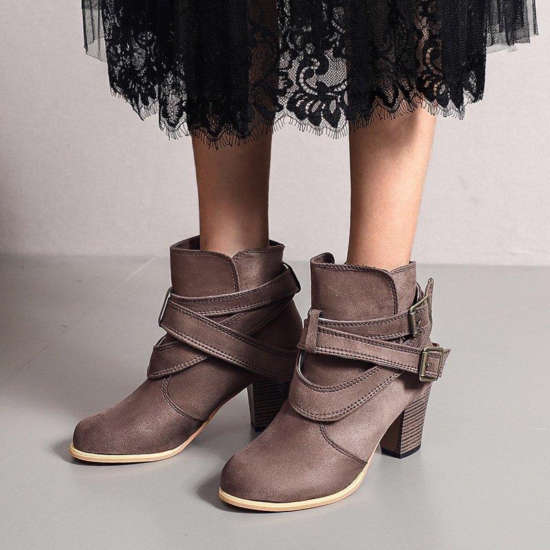 Susana | Modern and supportive orthopedic footwear