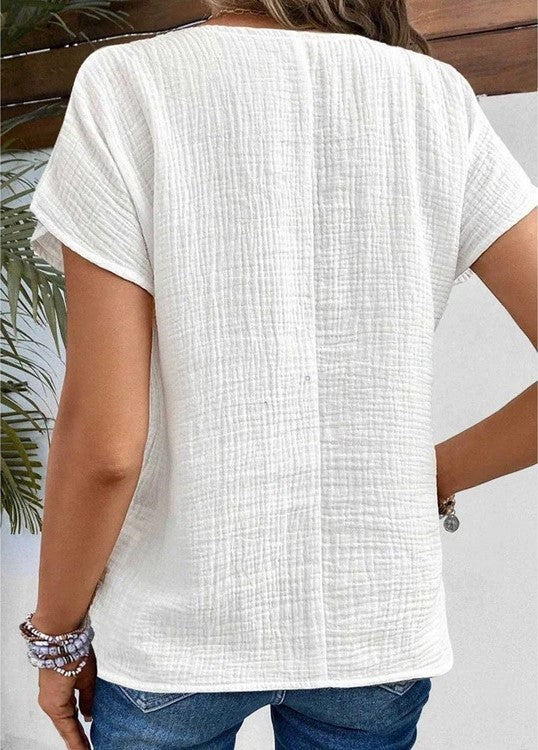 Brye® | Chic Blouse With A Stylish Collar