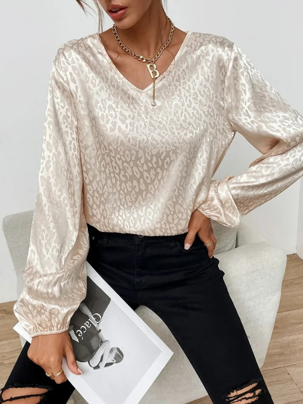 Stella® | Loose Long Sleeve V Neck Leopard Print Blouse
