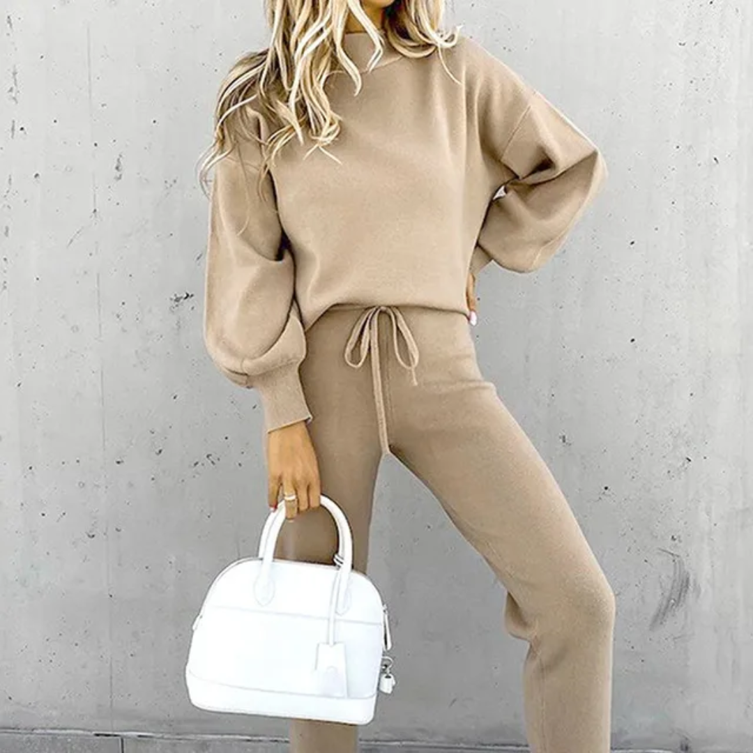 Natalia® | Comfortable and trendy women's tracksuit