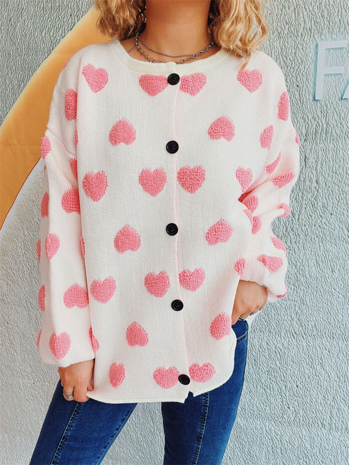 Melanie | Long-sleeved cardigan with heart buttons