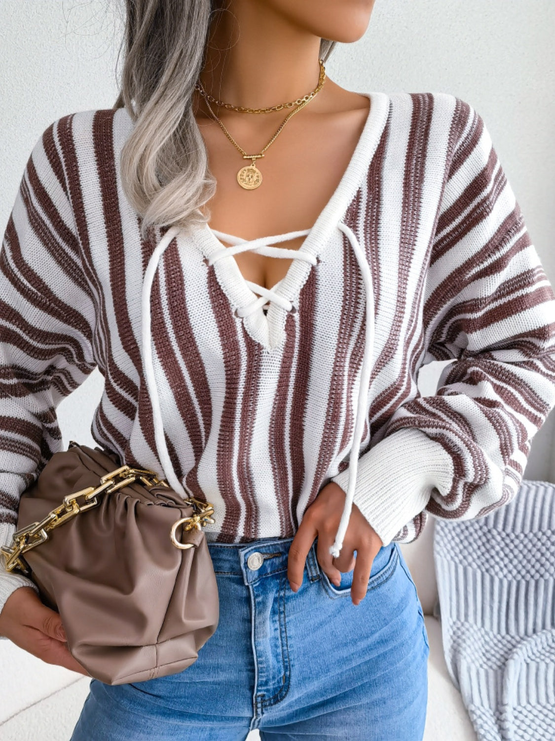 Isadora | Striped long-sleeved sweater with lacing
