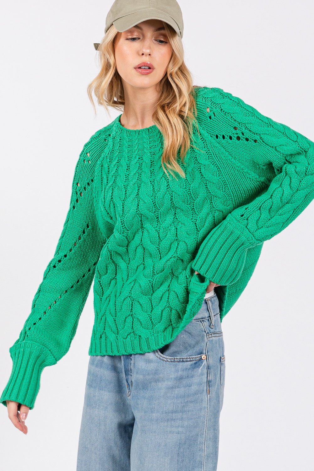 Rosario | Long-sleeved cable knit sweater