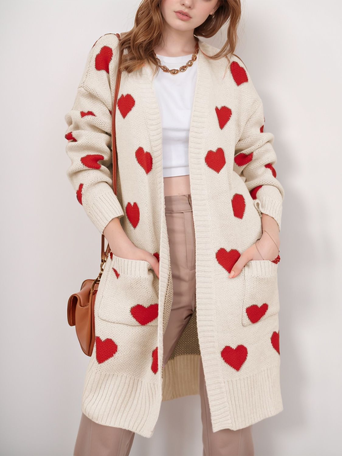 Nuria | Heart-shaped, long-sleeved cardigan with an open front