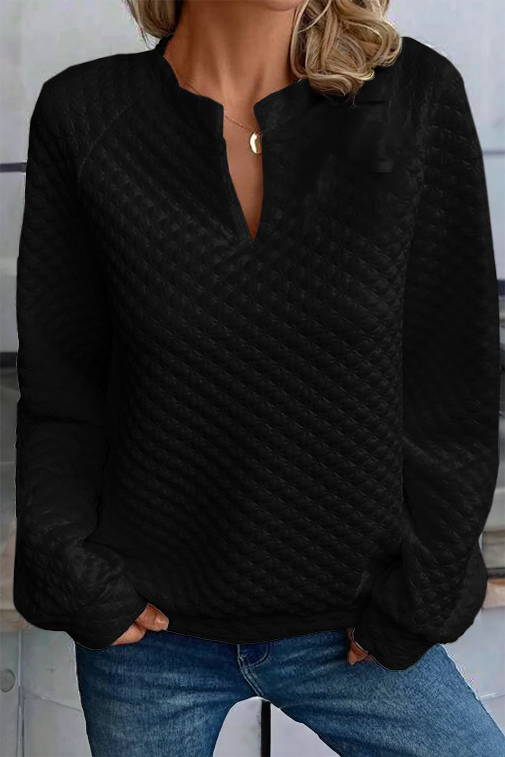 Mariola| Fashionable and uncomplicated winter top