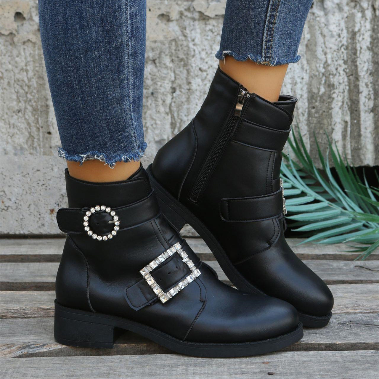 Yessica | Tailored and comfortable orthopedic boots