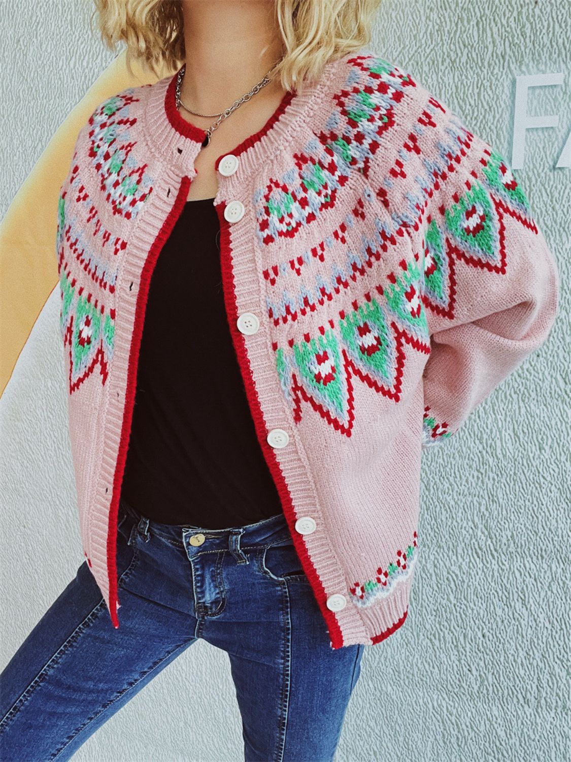Diana | Long sleeve cardigan with a contrasting geometric crew neck