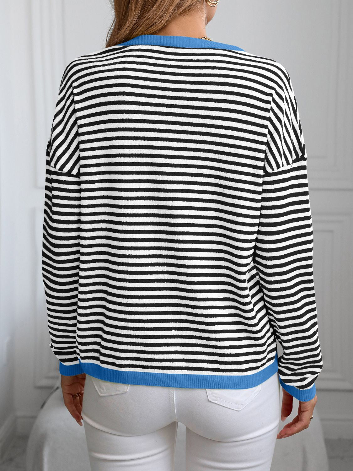 Melina | Striped long-sleeved knit top with V-neck and contrast trim