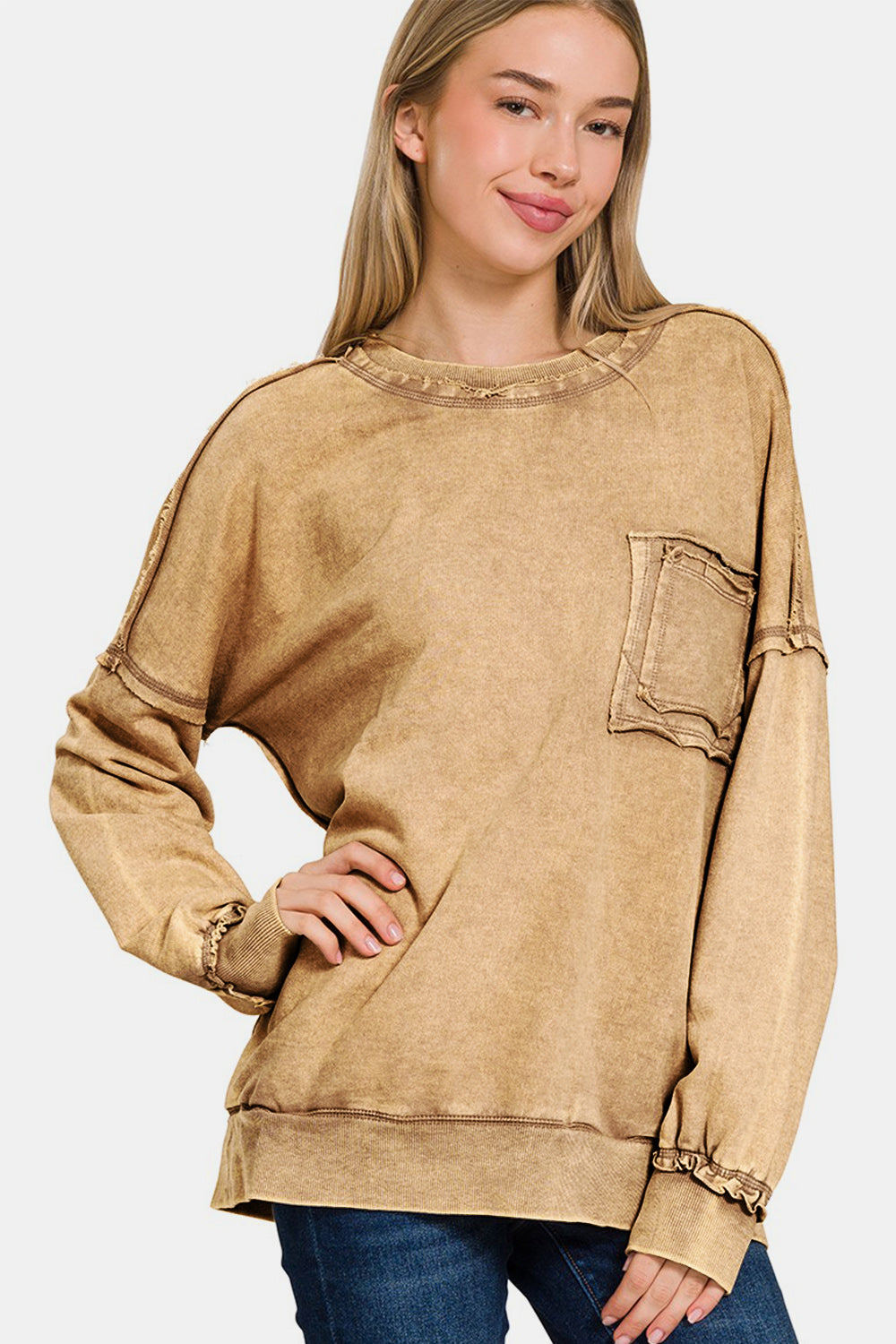Karin | Sweatshirt with an exposed seam and a crew neck and dropped shoulders