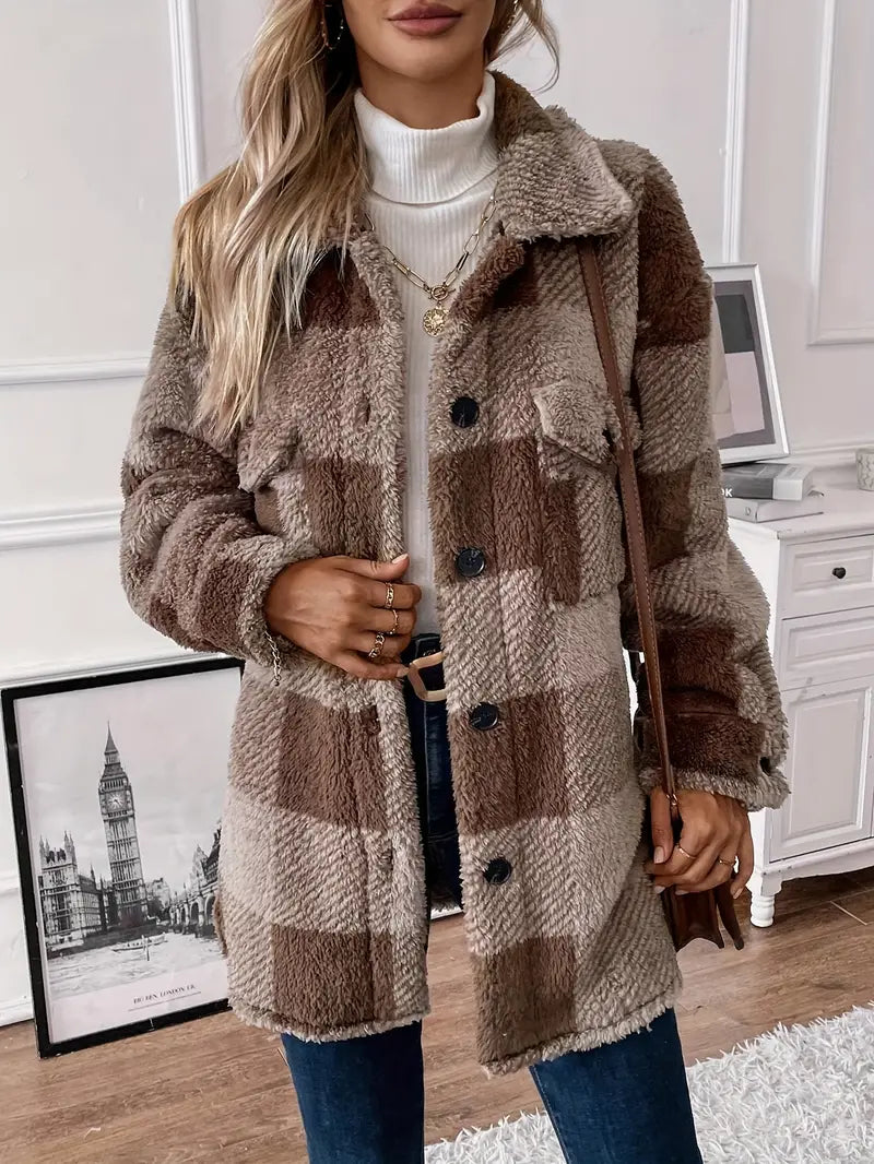 Guadalupe | Knitted plush coat
